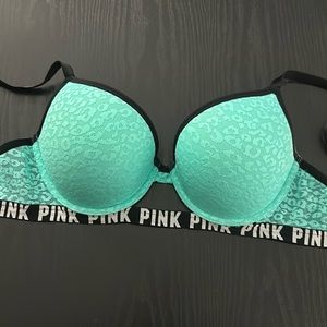 PINK wear everywhere push-up bra